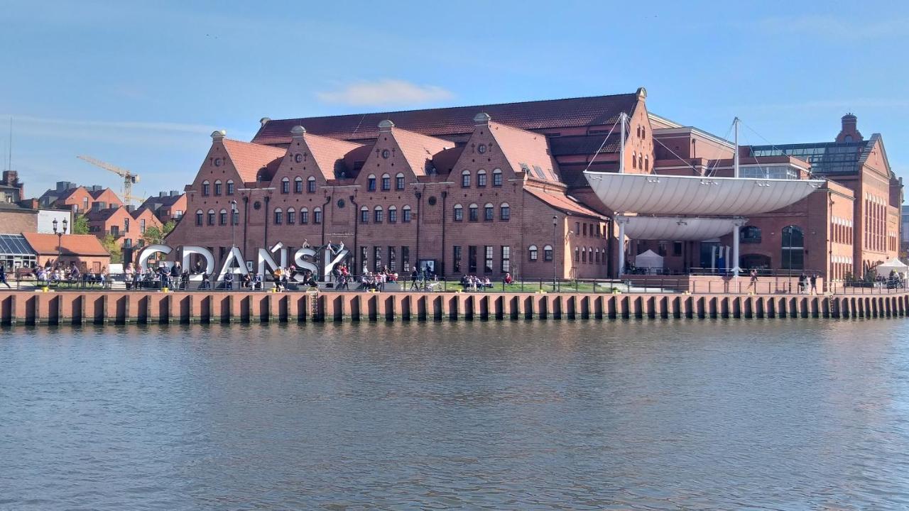 Pokoje Sobie Na Wyspie Gdansk Exterior foto